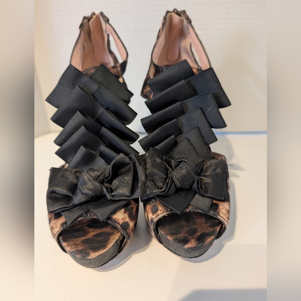 Betsey Johnson ICONN Platform Heels Sz.‎ 6.5